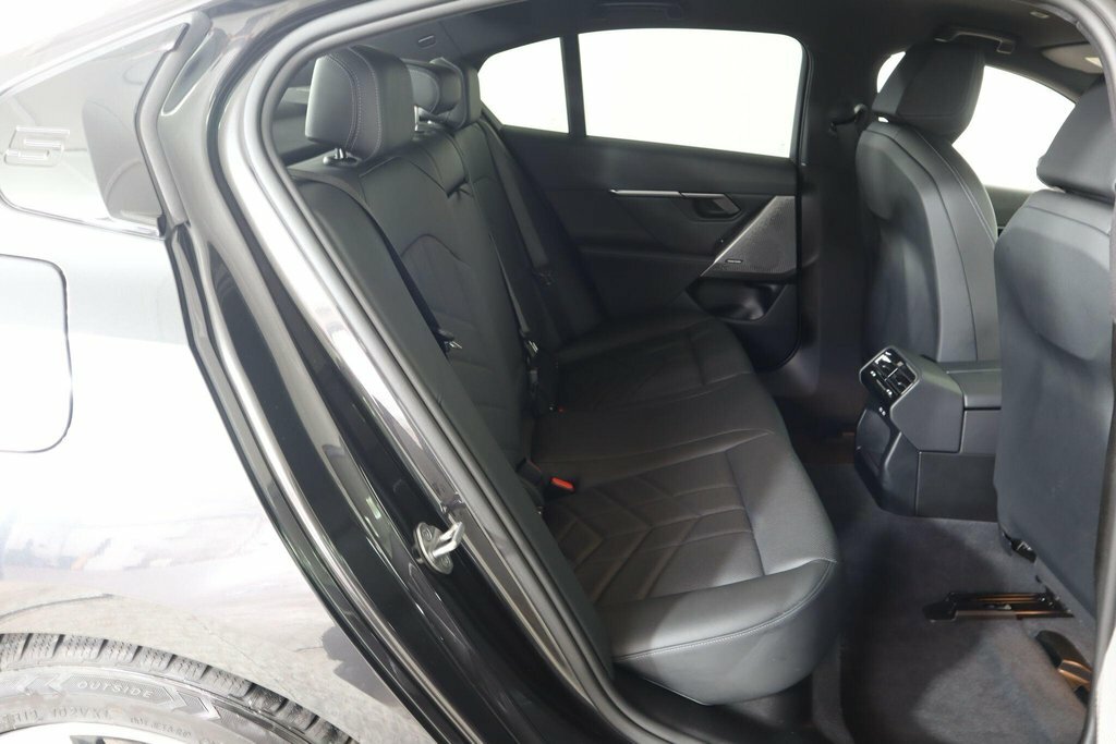 BMW 5 Series 530E M Sport Black #11