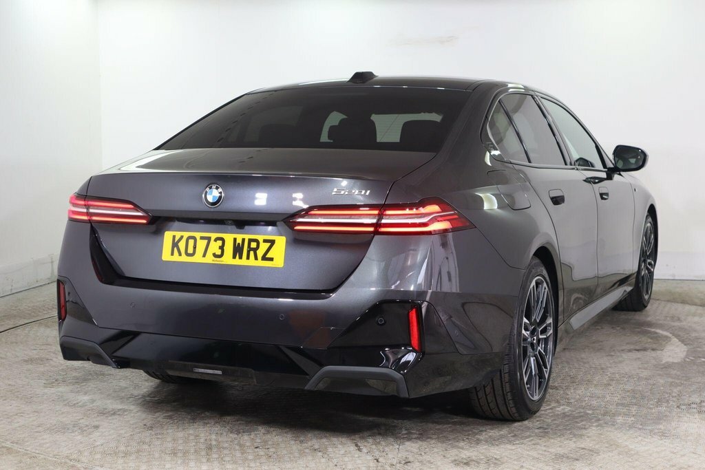 BMW 5 Series 530E M Sport Black #8