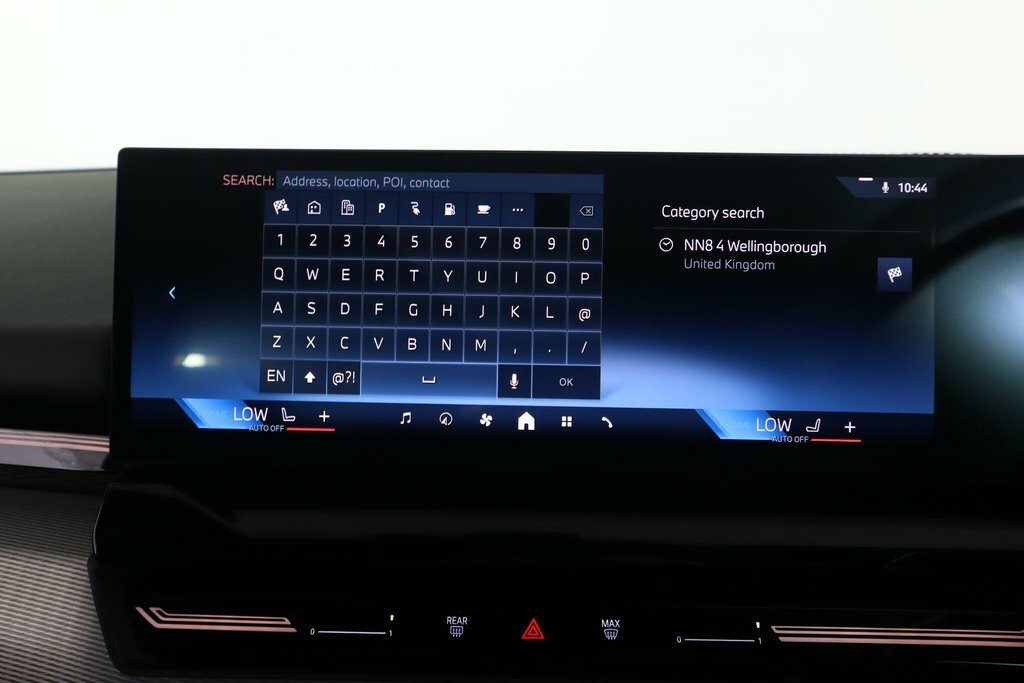 BMW 5 Series 530E M Sport Black #40