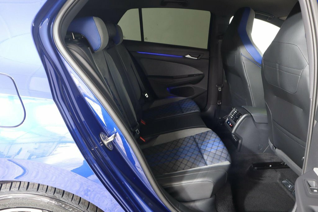 Volkswagen Golf 2L R Blue #4