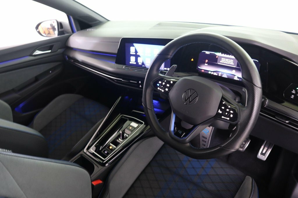 Volkswagen Golf 2L R Blue