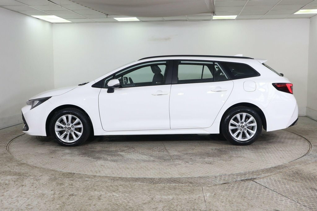 Toyota Corolla 1.8L Icon White #5
