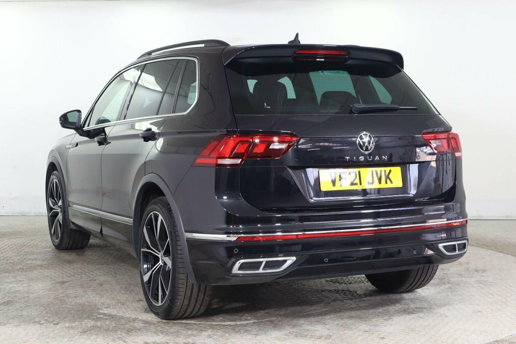 Volkswagen Tiguan 1.5L R-line Black #4