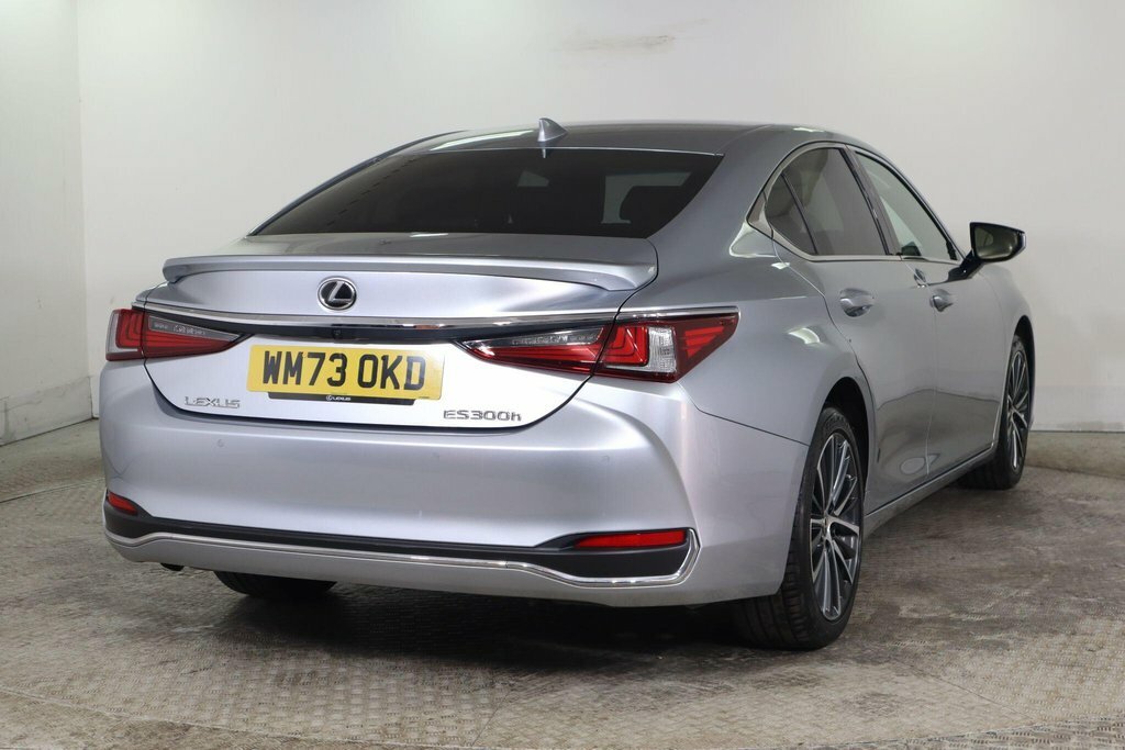 Lexus ES 300H 2.5 Cvt Premium Edition Green #8