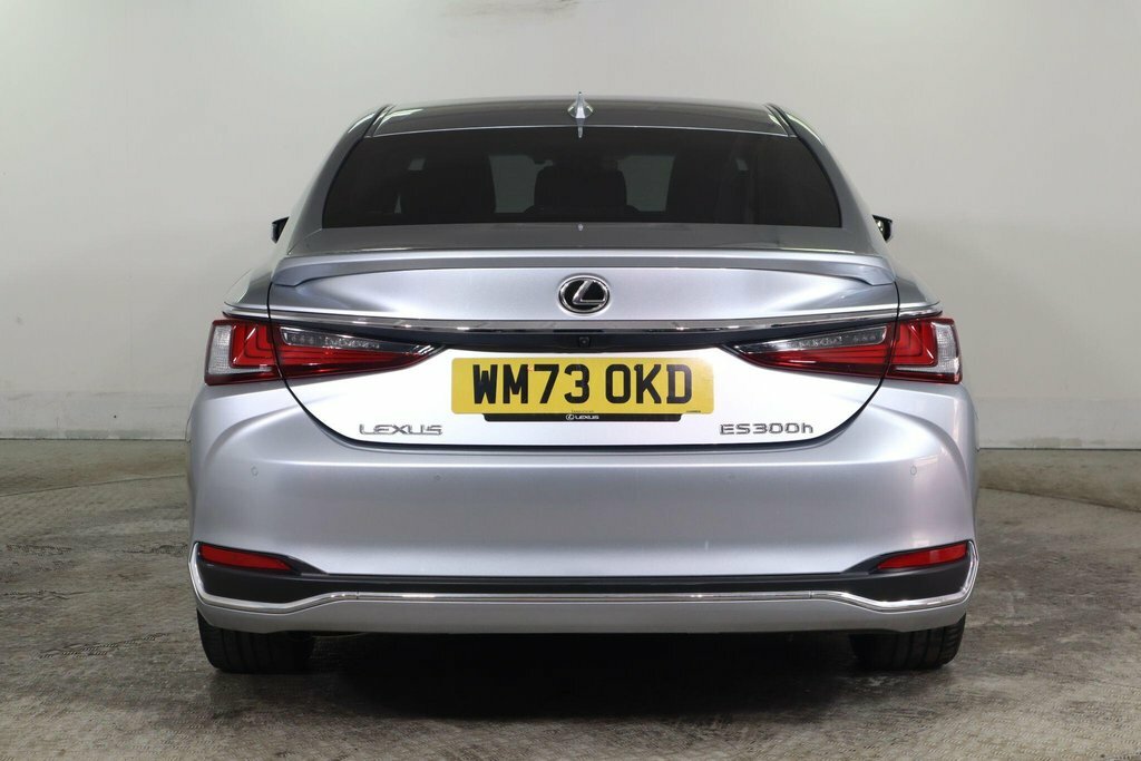 Lexus ES Saloon Silver #6