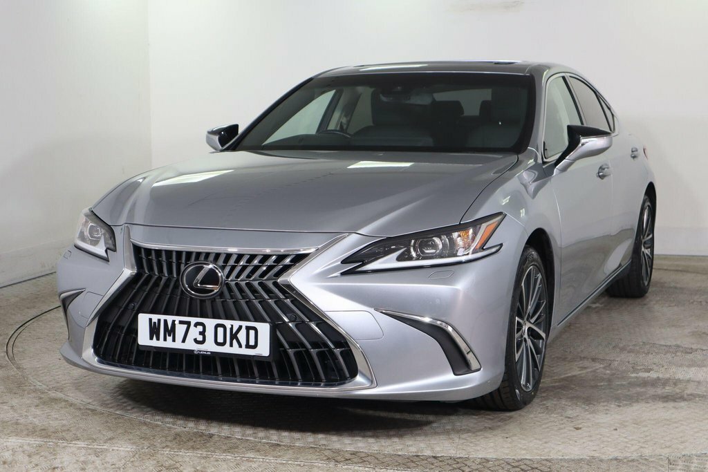 Lexus ES Saloon Silver #3