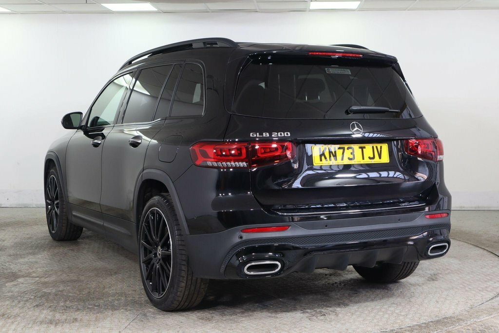Mercedes-Benz GLB Class 1.3L Amg Line Night Edition Black #4