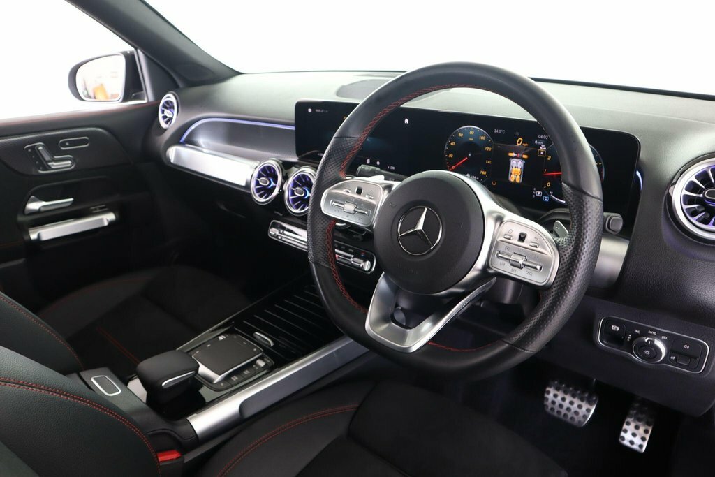 Mercedes-Benz GLB Class 1.3L Amg Line Night Edition Black #2
