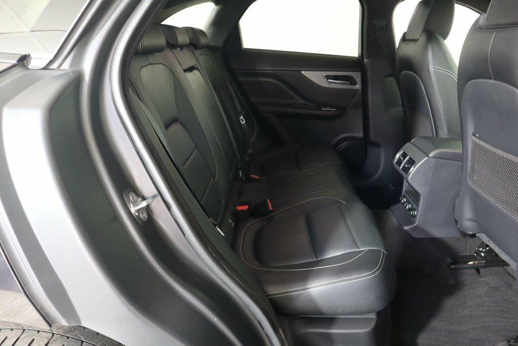 Jaguar F-Pace 2.0 I4 180Ps R-sport Awd Black #12