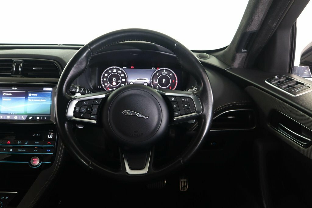 Jaguar F-Pace 2.0 I4 180Ps R-sport Awd Black #43