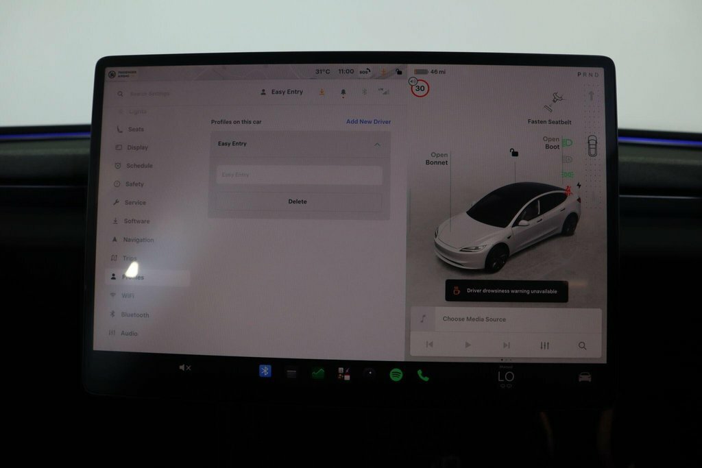 Tesla Model 3 Saloon Saloon Rwd 208 Ps 2024 White #39