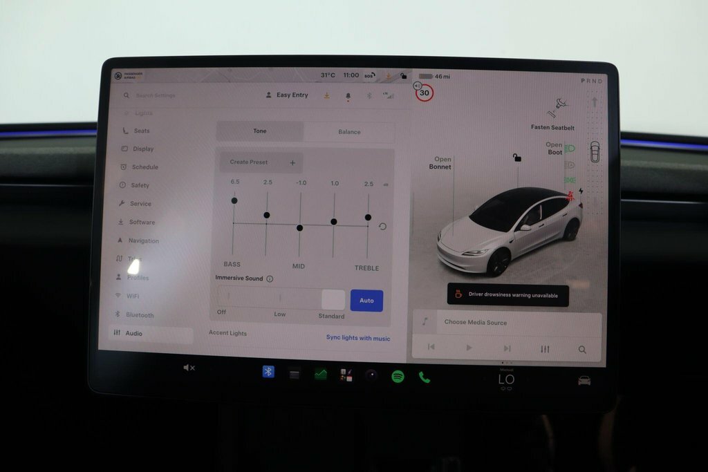 Tesla Model 3 Saloon Saloon Rwd 208 Ps 2024 White #42