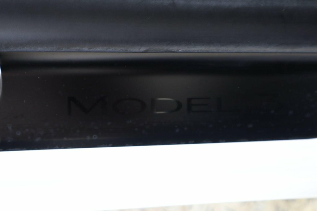 Tesla Model 3 Saloon Saloon Rwd 208 Ps 2024 White #54
