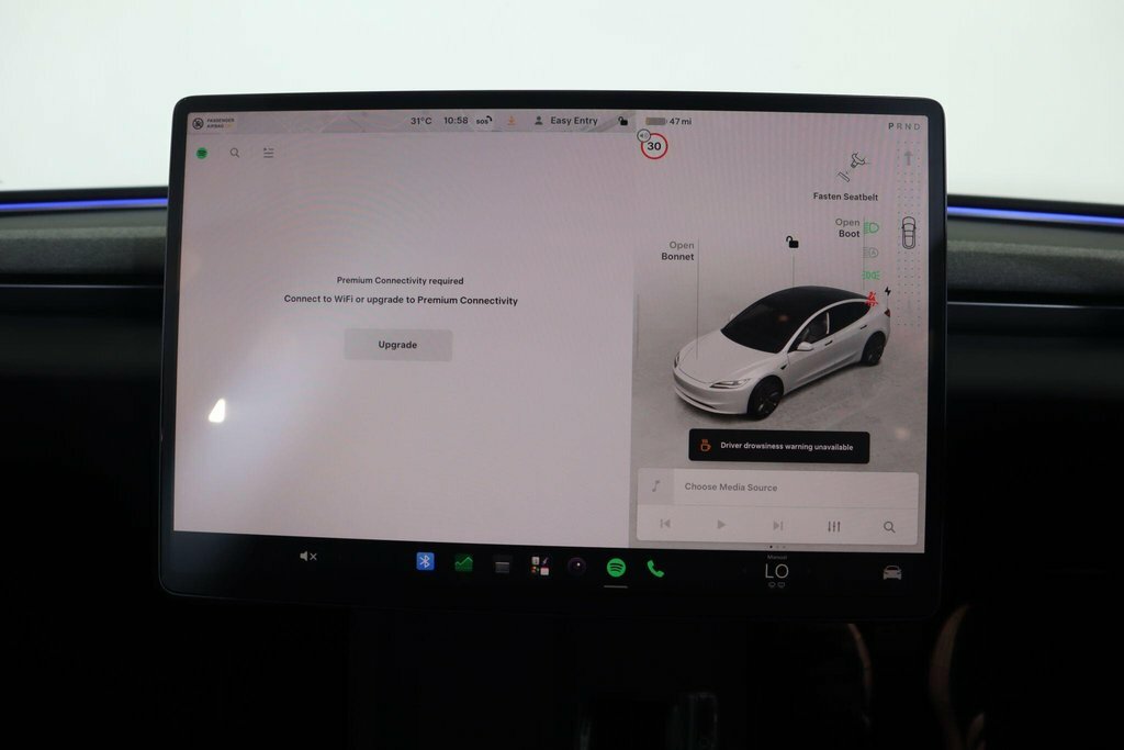 Tesla Model 3 Saloon Saloon Rwd 208 Ps 2024 White #25
