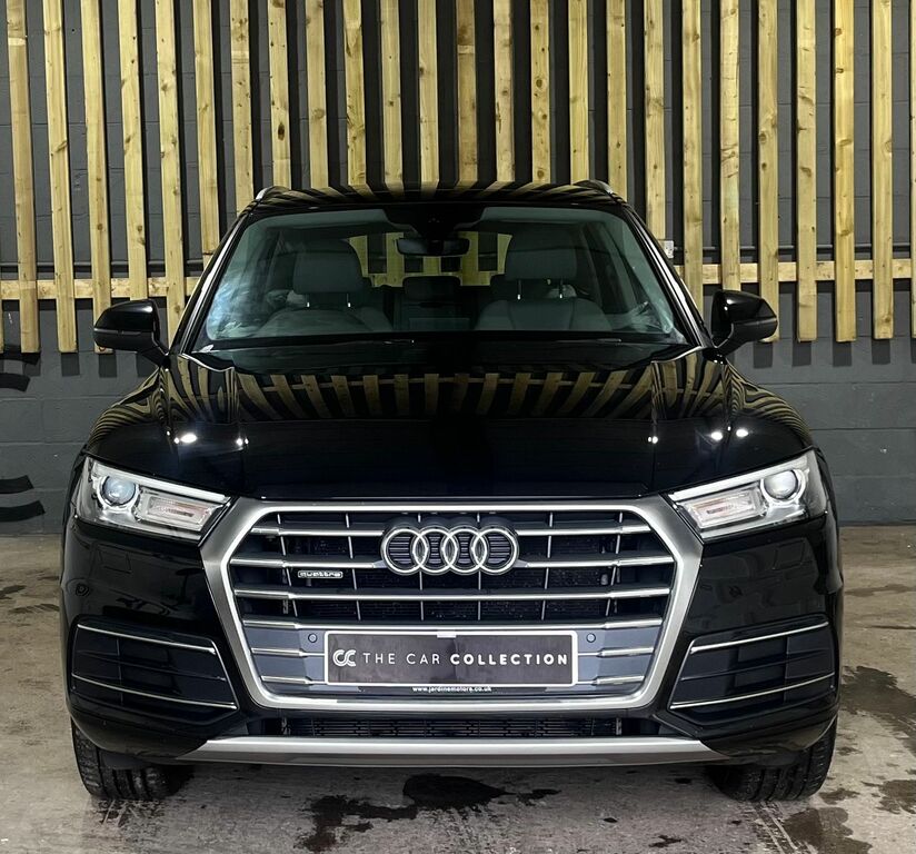 Audi Q5 2.0 Tdi 40 Sport Suv S Tronic Quattro E MC68YHM Black #2