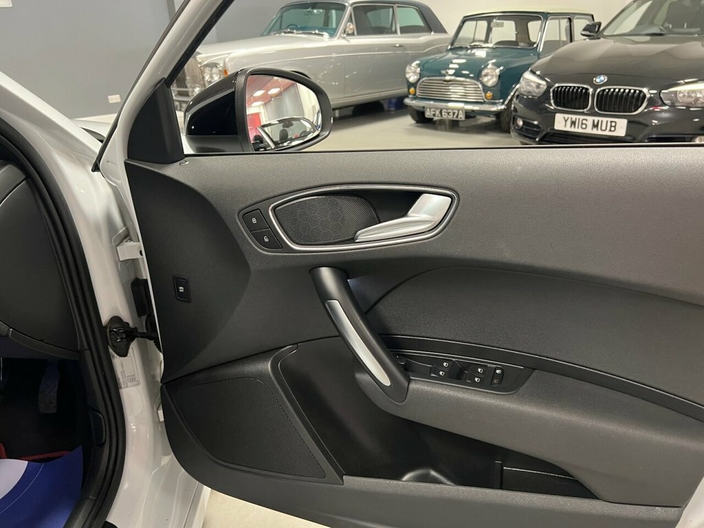 Audi A1 1.6 Tdi S Line Style Edition Sportback Euro 5 S S Silver #52
