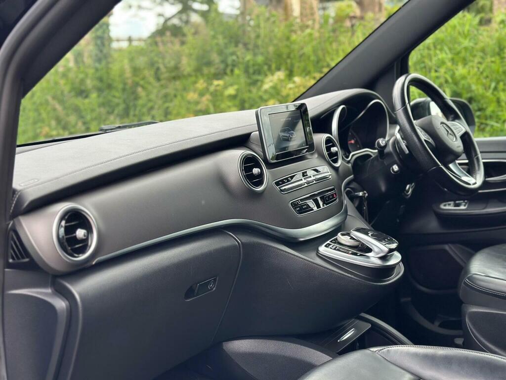 Mercedes-Benz V Class 2.2 V220d Bluetec Sport G-tronic Euro 6 Ss Black #6