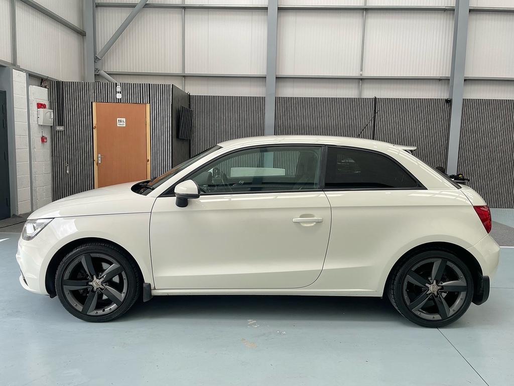 Audi A1 1.2 Tfsi Sport Euro 5 Ss Silver #7