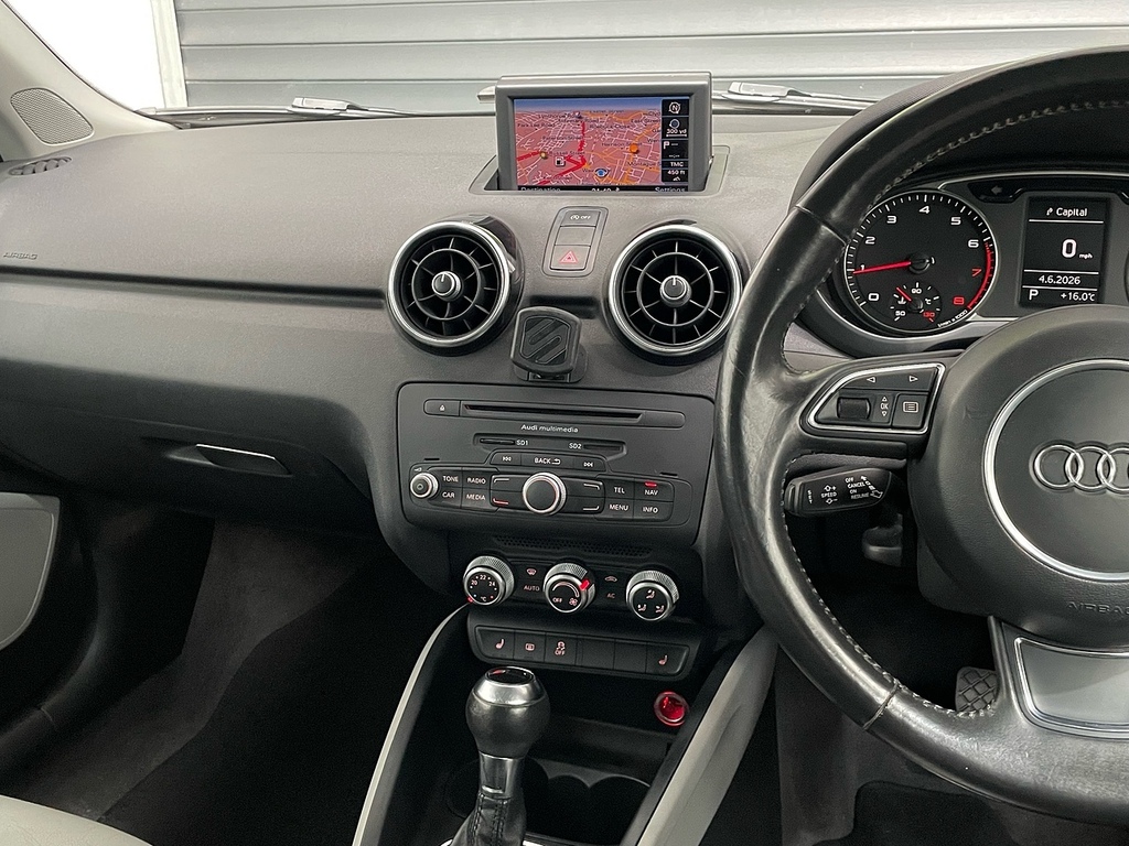 Audi A1 1.2 Tfsi Sport Euro 5 Ss Silver #32