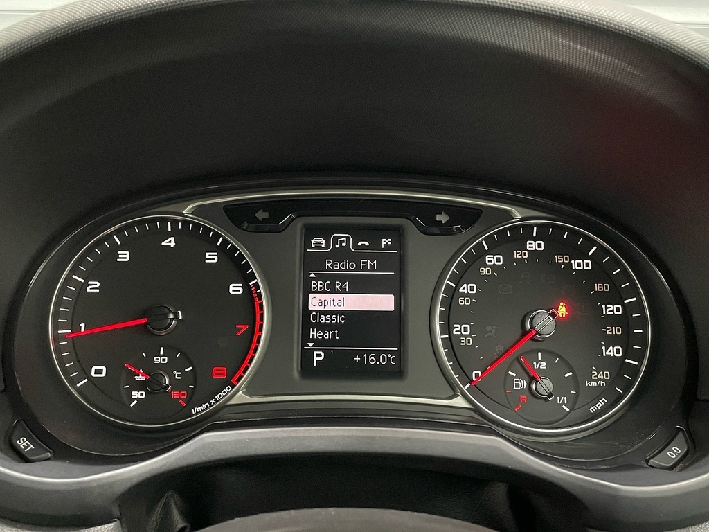 Audi A1 1.2 Tfsi Sport Euro 5 Ss Silver #37