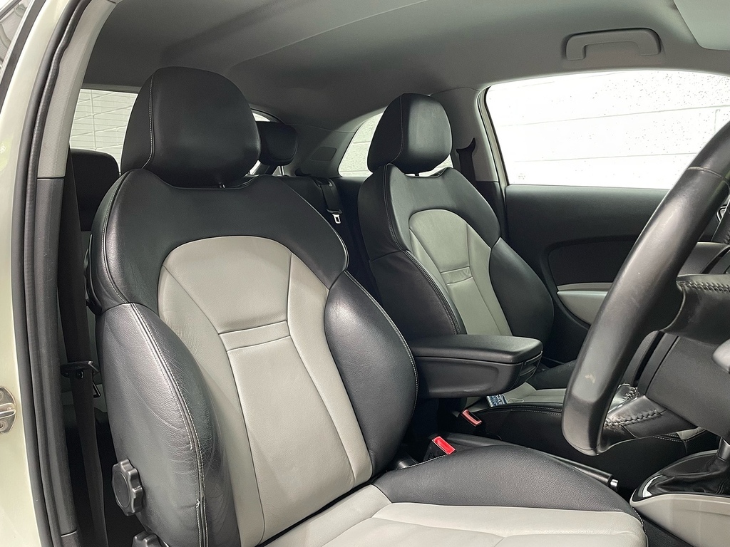 Audi A1 1.2 Tfsi Sport Euro 5 Ss Silver #25
