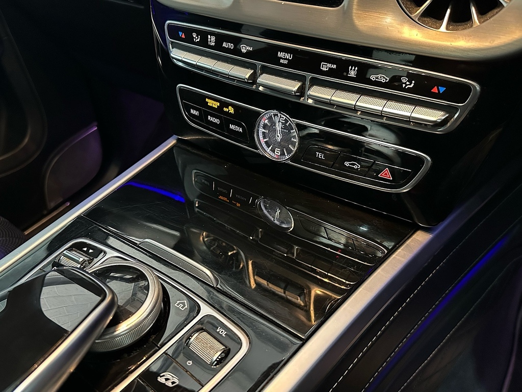 Mercedes-Benz G Class Petrol #68