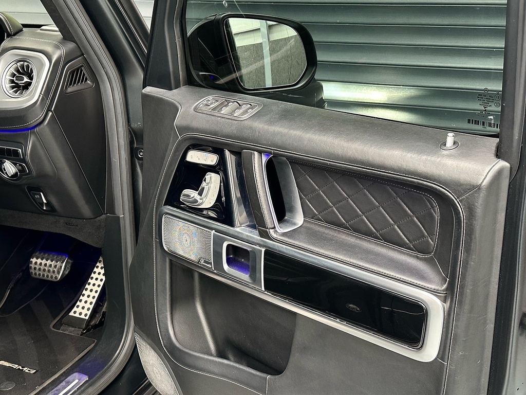 Mercedes-Benz G Class Petrol #37