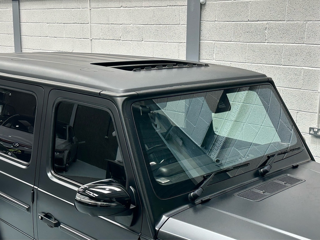 Mercedes-Benz G Class Petrol #26