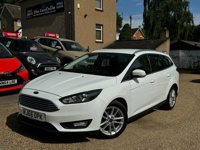 Ford Focus 1.5 Tdci Zetec Estate Euro 6 S White