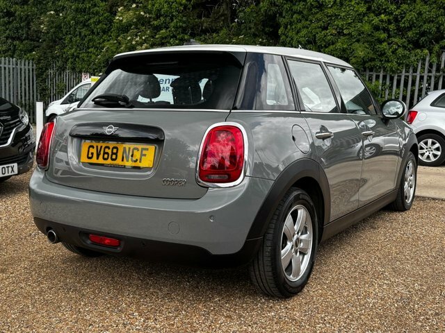 Mini Hatch 1.5 Cooper Classic Hatchback Eur GV68NCF Grey #2