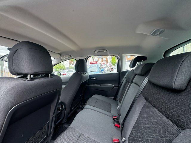 Peugeot 3008 3008 Allure Bluehdi Ss Silver #31