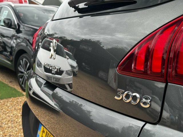 Peugeot 3008 3008 Allure Bluehdi Ss Silver #18