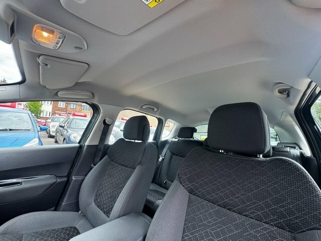Peugeot 3008 3008 Allure Bluehdi Ss Silver #26