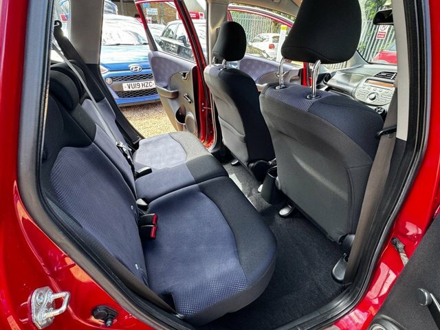 Honda Jazz 1.4 I-vtec Es Plus Cvt Hatchback Grey #31