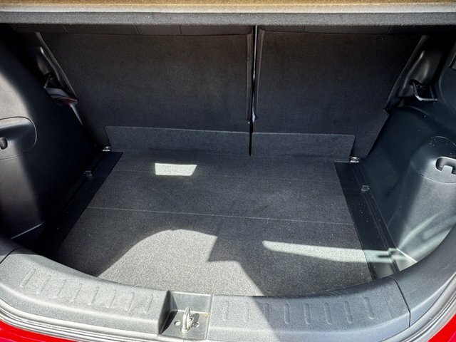 Honda Jazz 1.4 I-vtec Es Plus Cvt Hatchback Grey #30