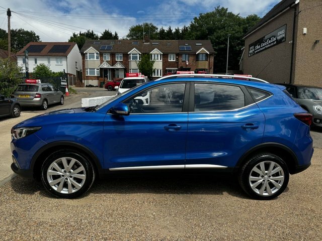 MG ZS 1.5 Vti-tech Exclusive Euro 6 Ss Red #10