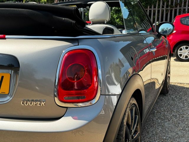 Mini Convertible 1.5 Cooper Convertible Euro 6 S Red #17