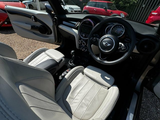 Mini Convertible 1.5 Cooper Convertible Euro 6 S Red #37