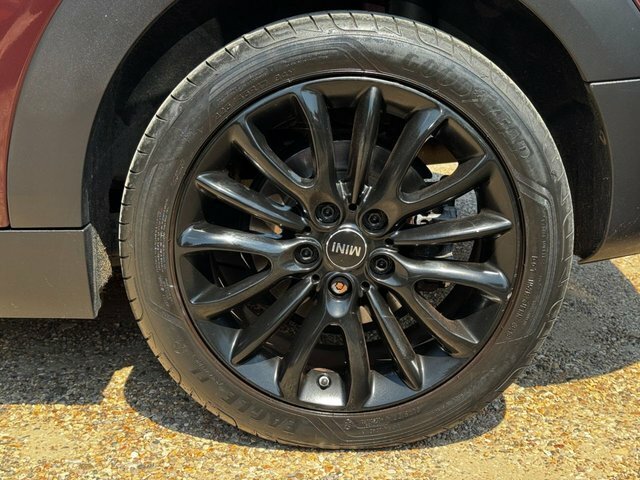 Mini Clubman 2.0 Cooper S 6Dr Black #22