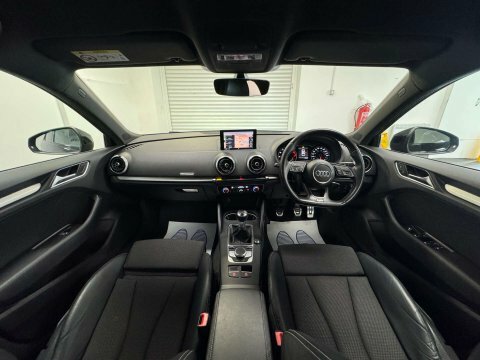Audi A3 2018 67 1.5 RF67KKW Black #3