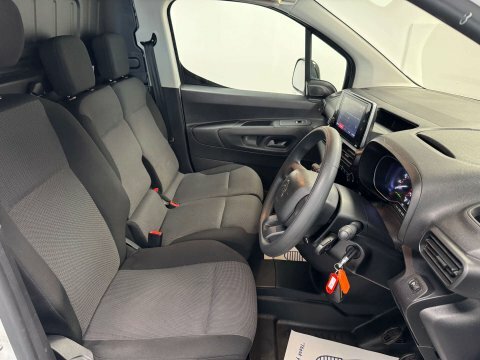 Citroen Berlingo 1.2 Puretech Feel M Grey #35