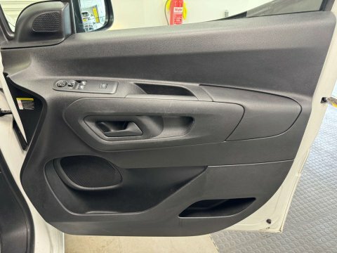 Citroen Berlingo 1.2 Puretech Feel M Grey #38