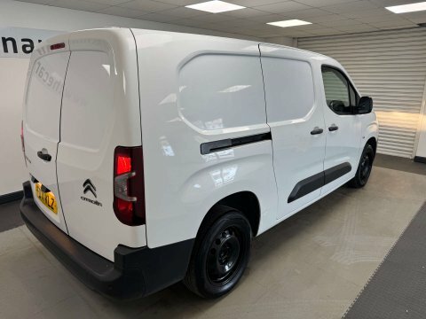 Citroen Berlingo 1.2 Puretech Feel M Grey #30