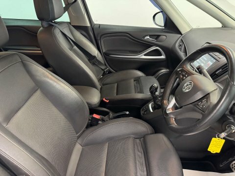 Vauxhall Zafira Tourer Zafira Tourer Elite Nav Cdti Ss Silver #36