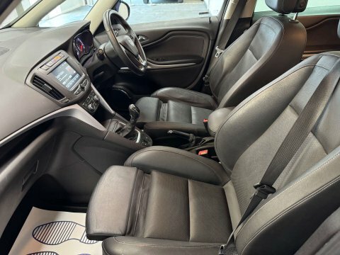 Vauxhall Zafira Tourer Zafira Tourer Elite Nav Cdti Ss Silver #18