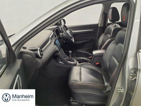 MG ZS 2022 22 1.5 NU22PKJ Silver #2
