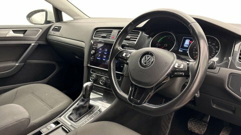 Volkswagen e-Golf 5dr White #6
