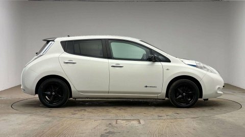 Nissan Leaf 2017 17 Leaf White #4