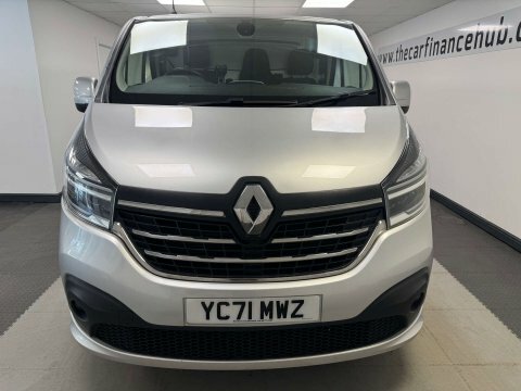 Renault Trafic 2021 71 2.0 Silver #2