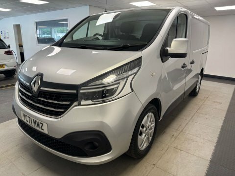 Renault Trafic 2021 71 2.0 Silver #5